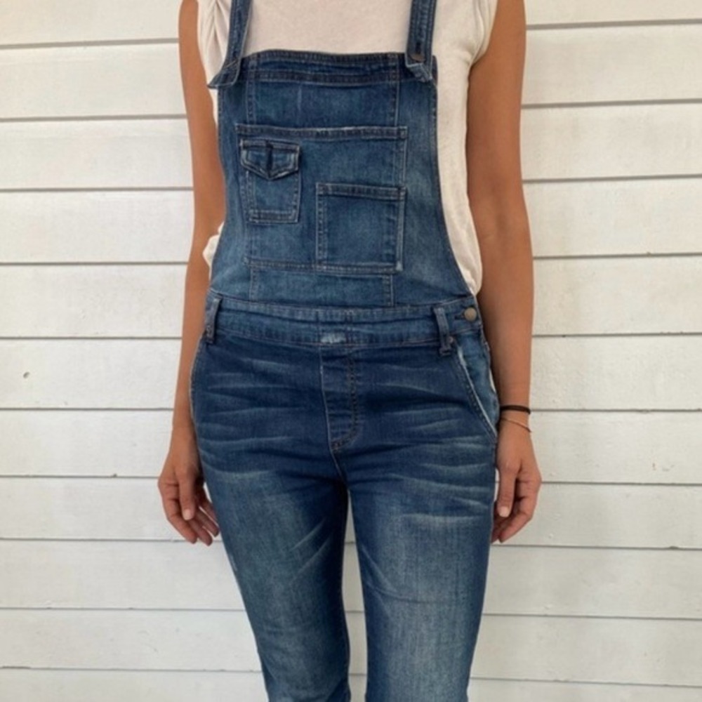 Free People Milo‎ Washed Denim Overalls Dark Wash Distressed 5 Pocket Sz 26